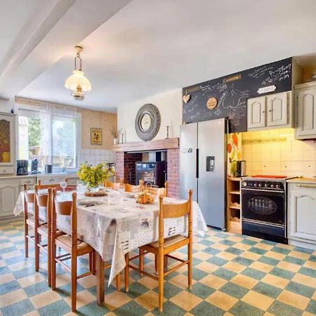 Villa Charmante A Bosset Avec Piscine Partagee Kültér fotó
