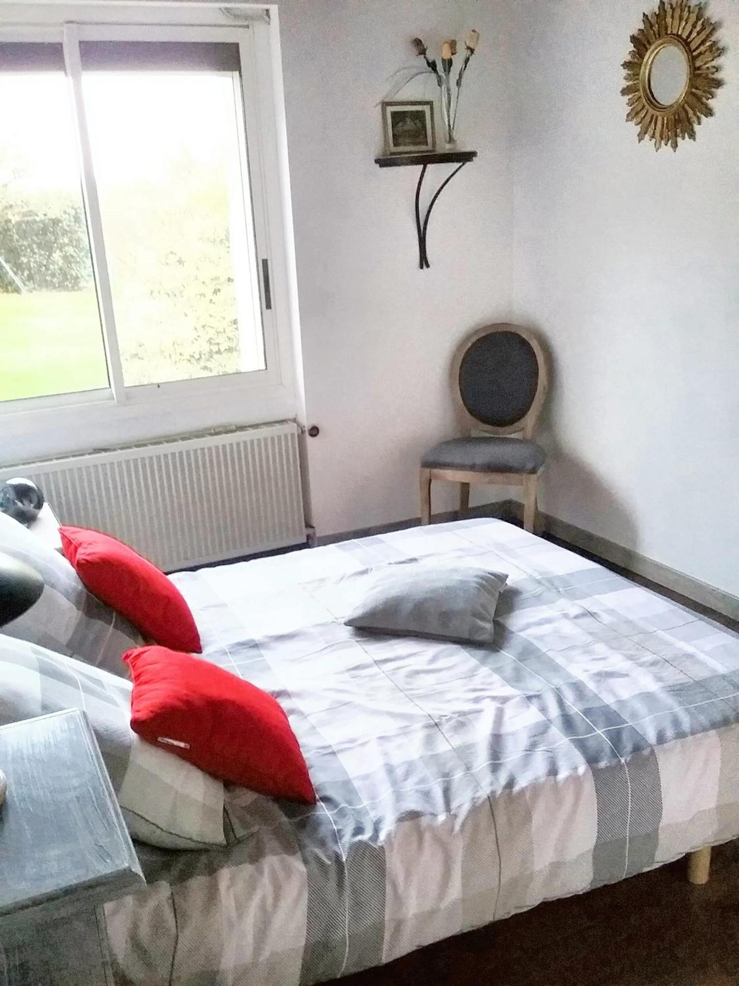 Villa Charmante A Bosset Avec Piscine Partagee Kültér fotó