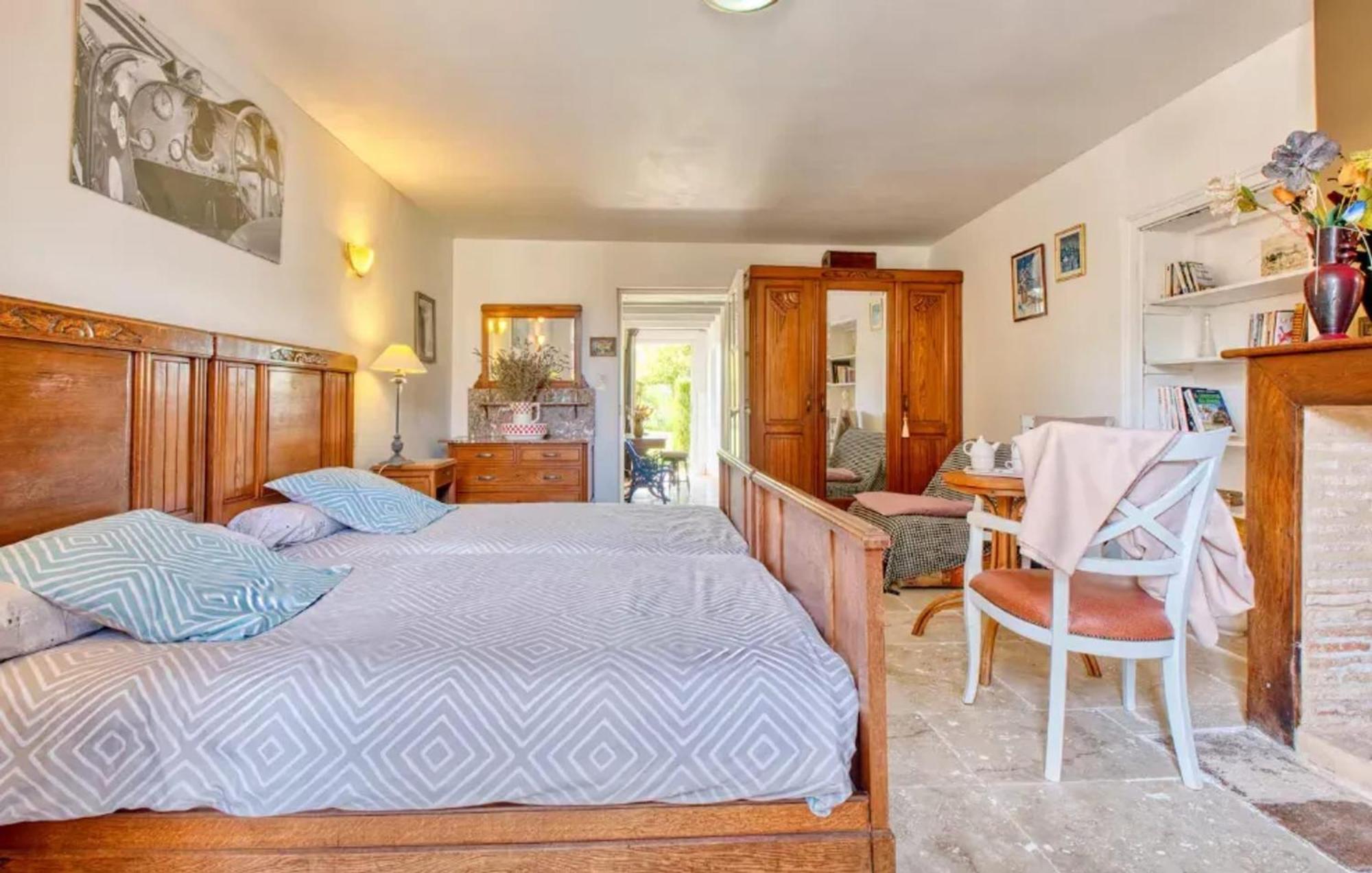 Villa Charmante A Bosset Avec Piscine Partagee Kültér fotó