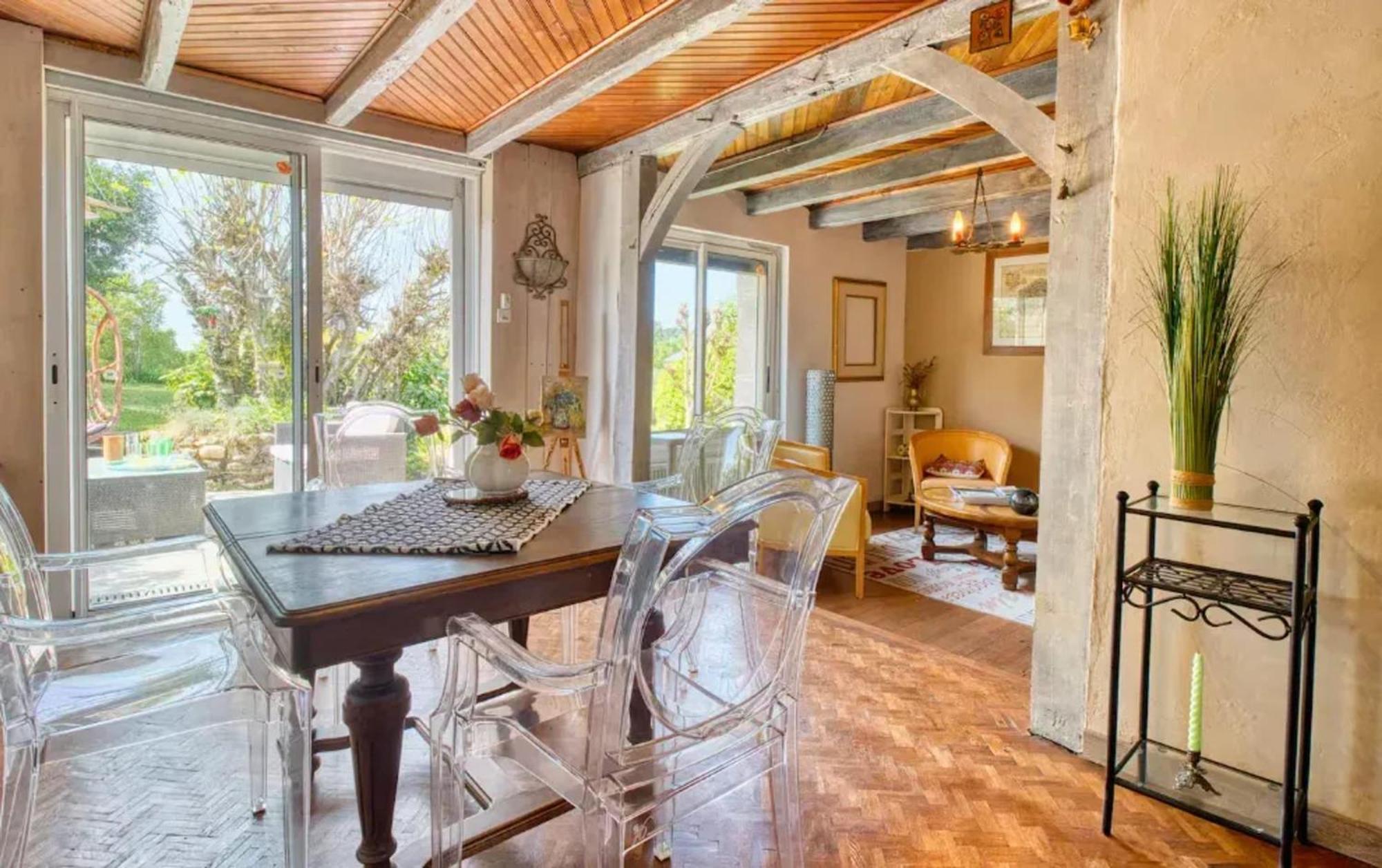 Villa Charmante A Bosset Avec Piscine Partagee Kültér fotó